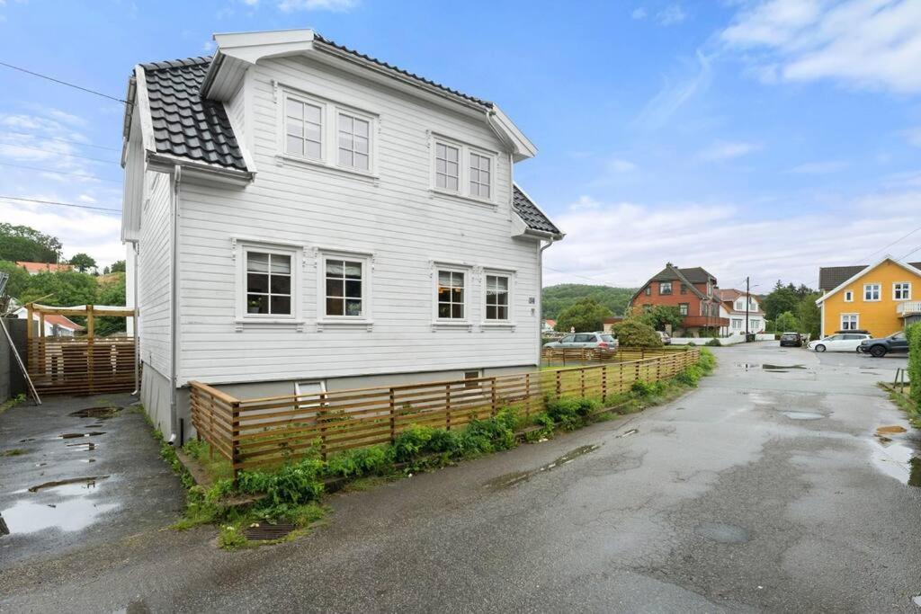 Family-Friendly Home Near Canal Spangereid Exteriör bild
